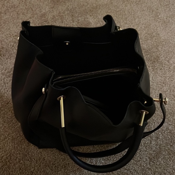 Steven Madden - Picture 3 of 3